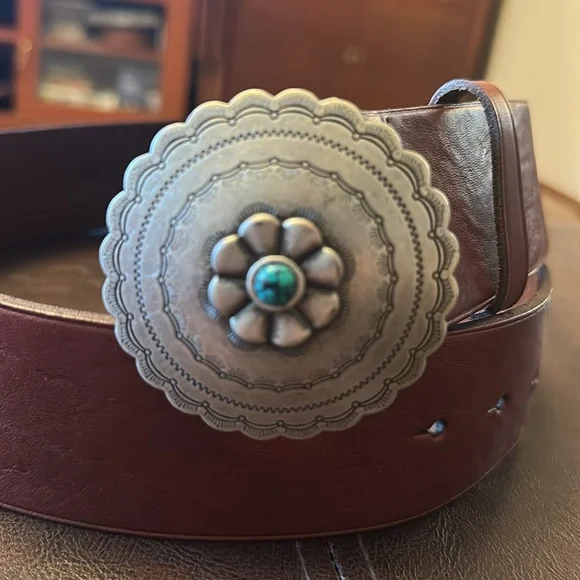 Lauren | Ralph Lauren Brown Leather Belt with Silver Concho - Picture 2 of 8